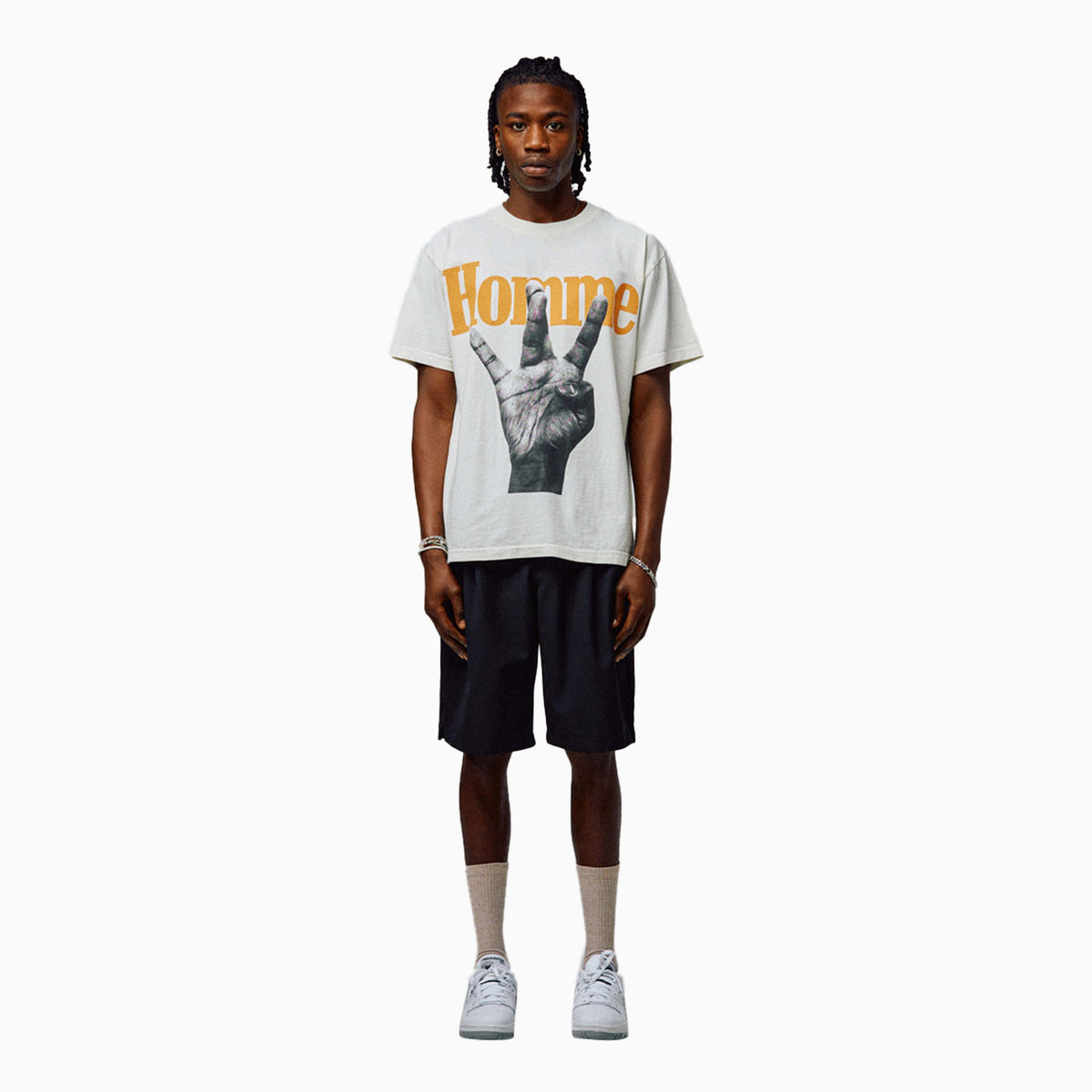homme-femme-mens-twisted-fingers-t-shirt-atonce2311-1-orgblu