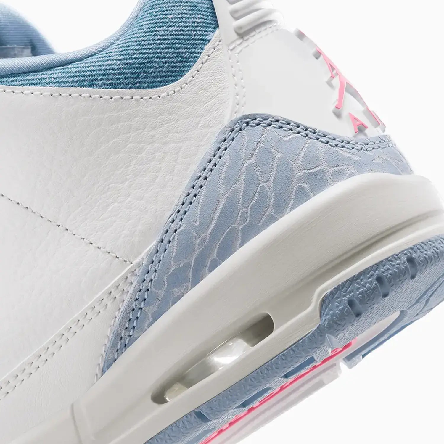 Kid's Air Jordan 3 Retro "White Cobalt Bliss" Grade School