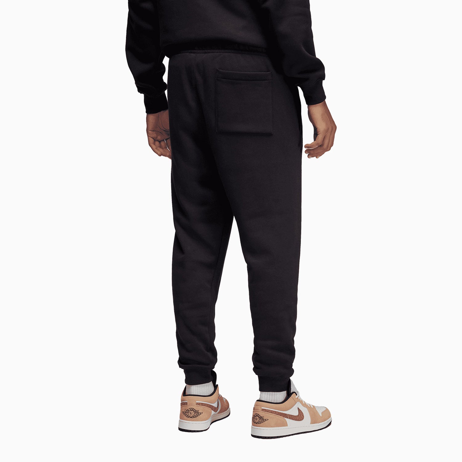 jordan-mens-sportswear-essentials-outfit-fd7545-011-fd7345-011