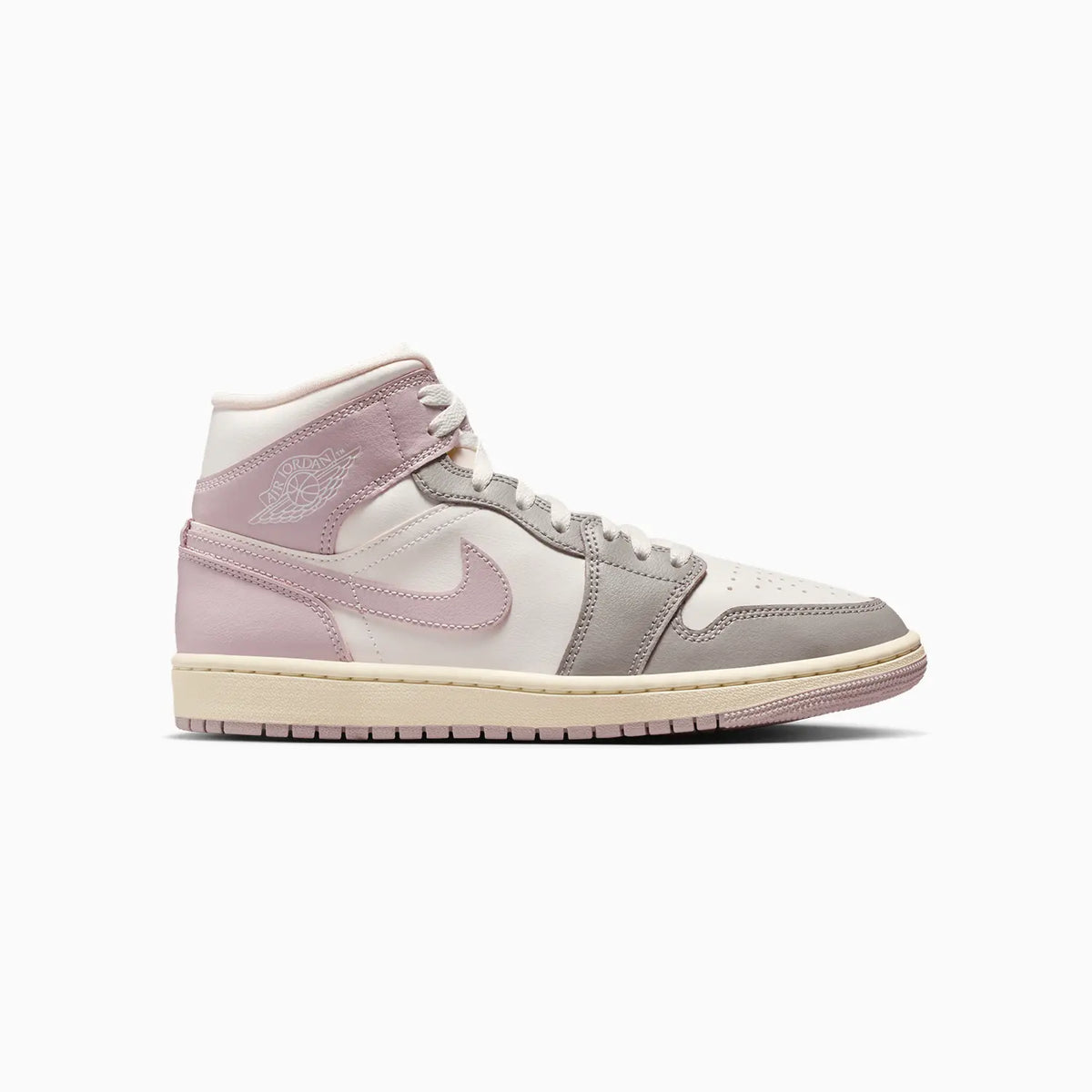 シューズ(女性用) NIKE AIR JORDAN 1 MID Air Jordan 1 Mid SE Women's Shoes. Nike.com