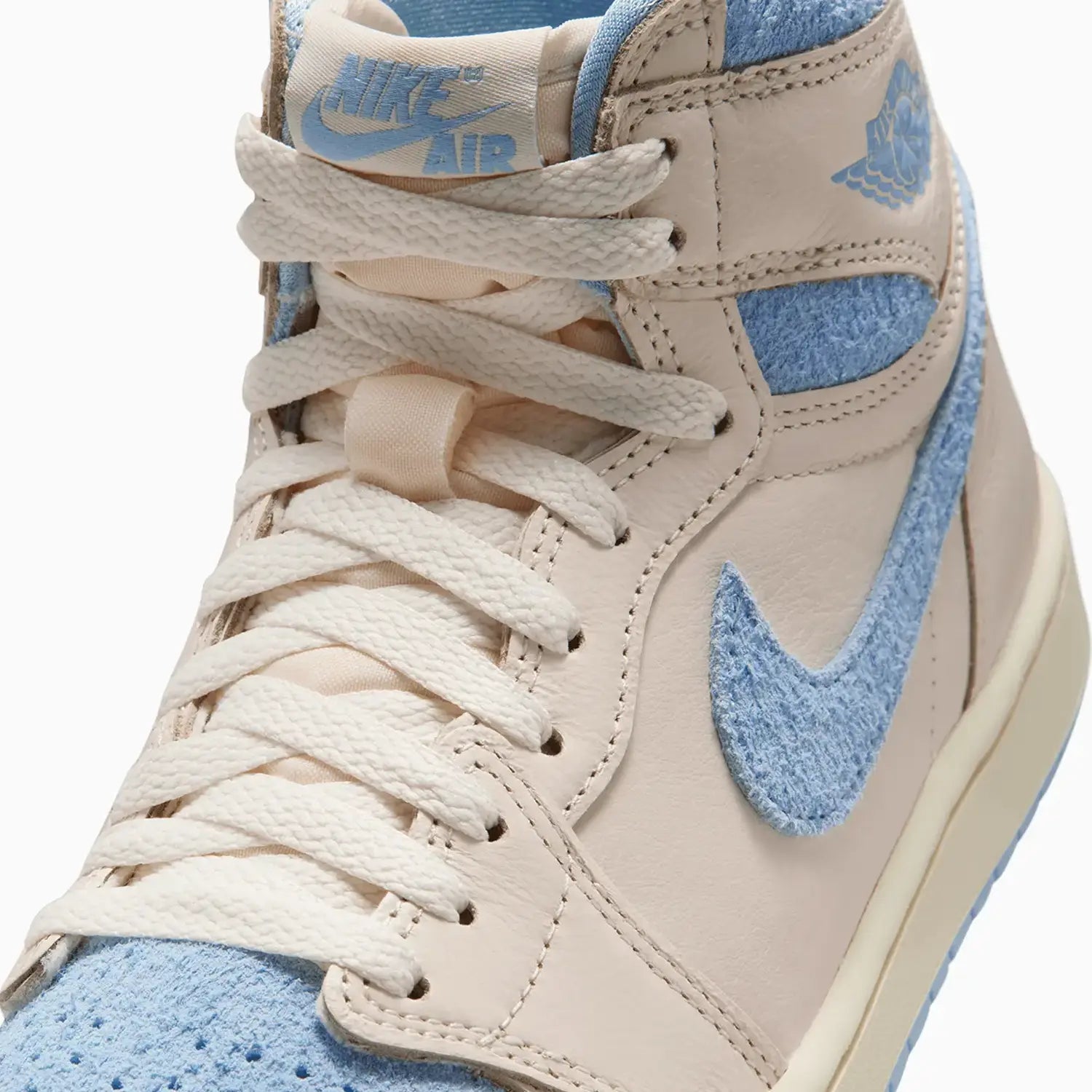 Women's Air Jordan 1 Retro  OG "Pale Ivory Psychic Blue"