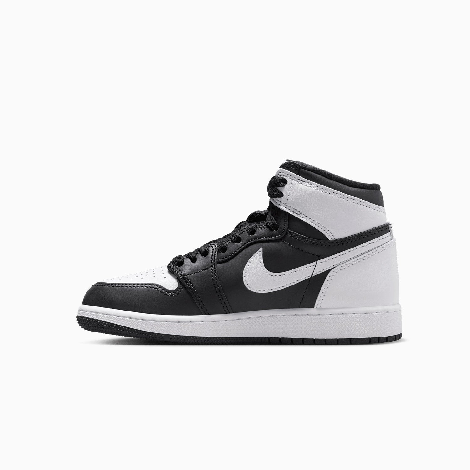 kids-air-jordan-1-retro-high-og-black-white-grade-school-shoes-fd1437-010