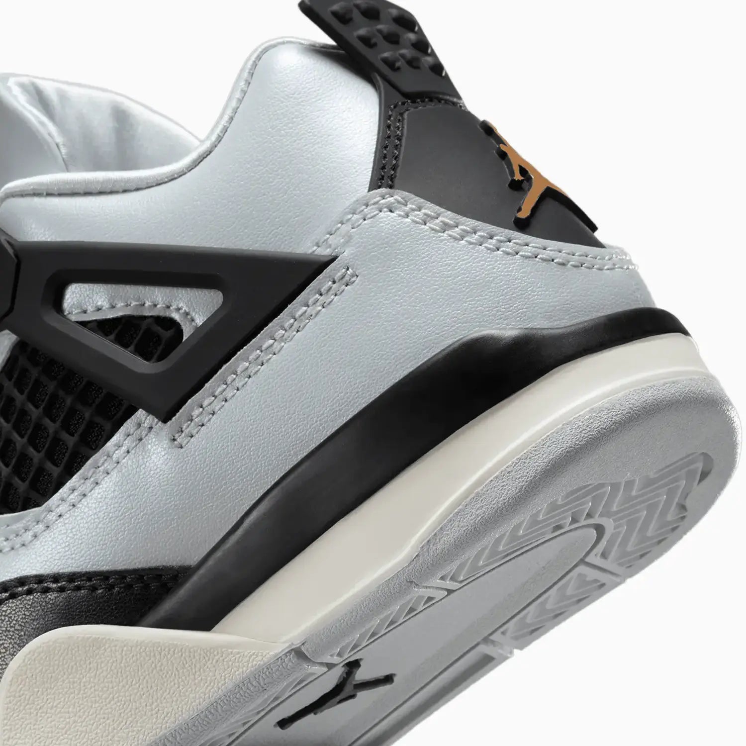 Jordan 4 Retro Platinum Gold PS