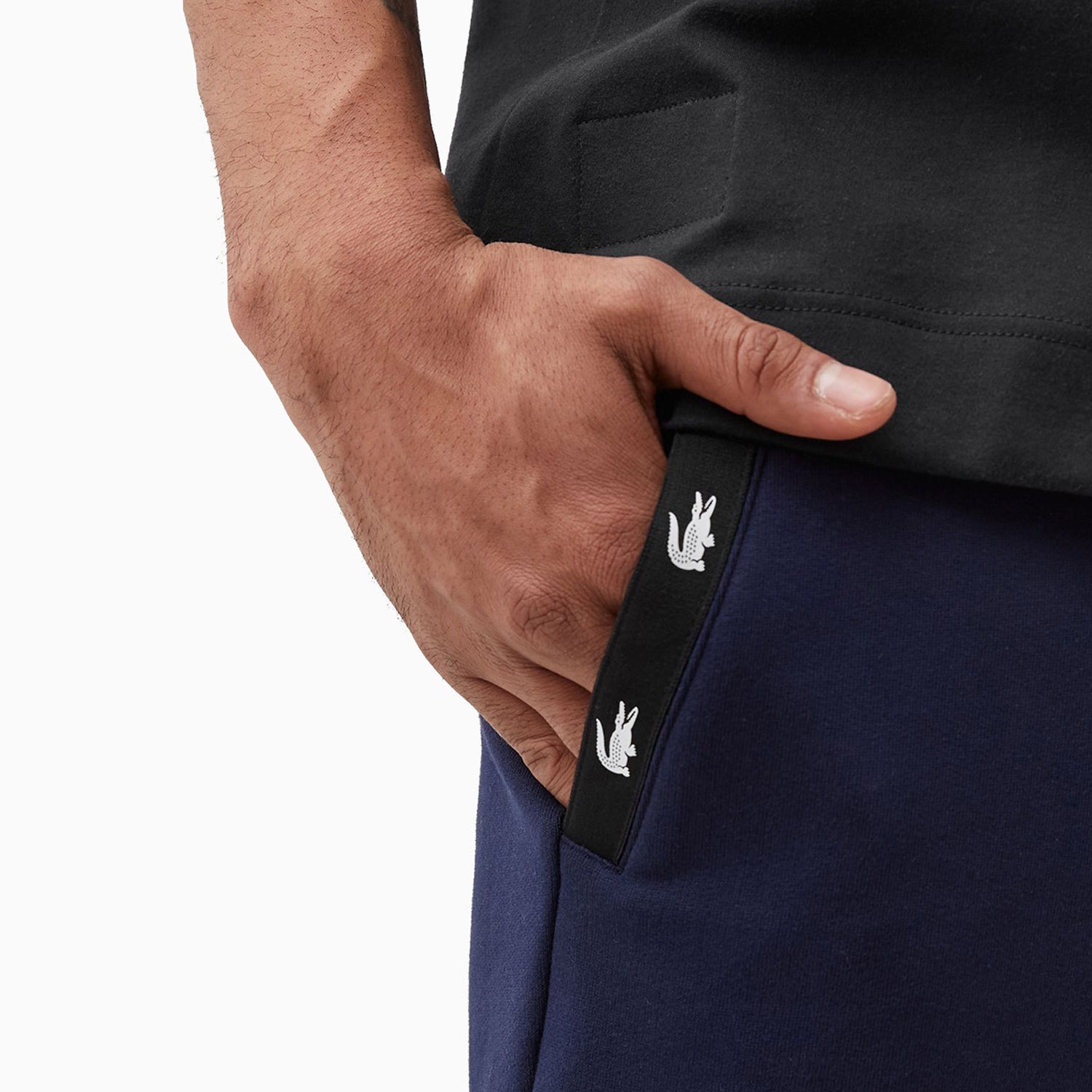 lacoste-mens-contrast-accents-fleece-shorts-gh5175-jb1