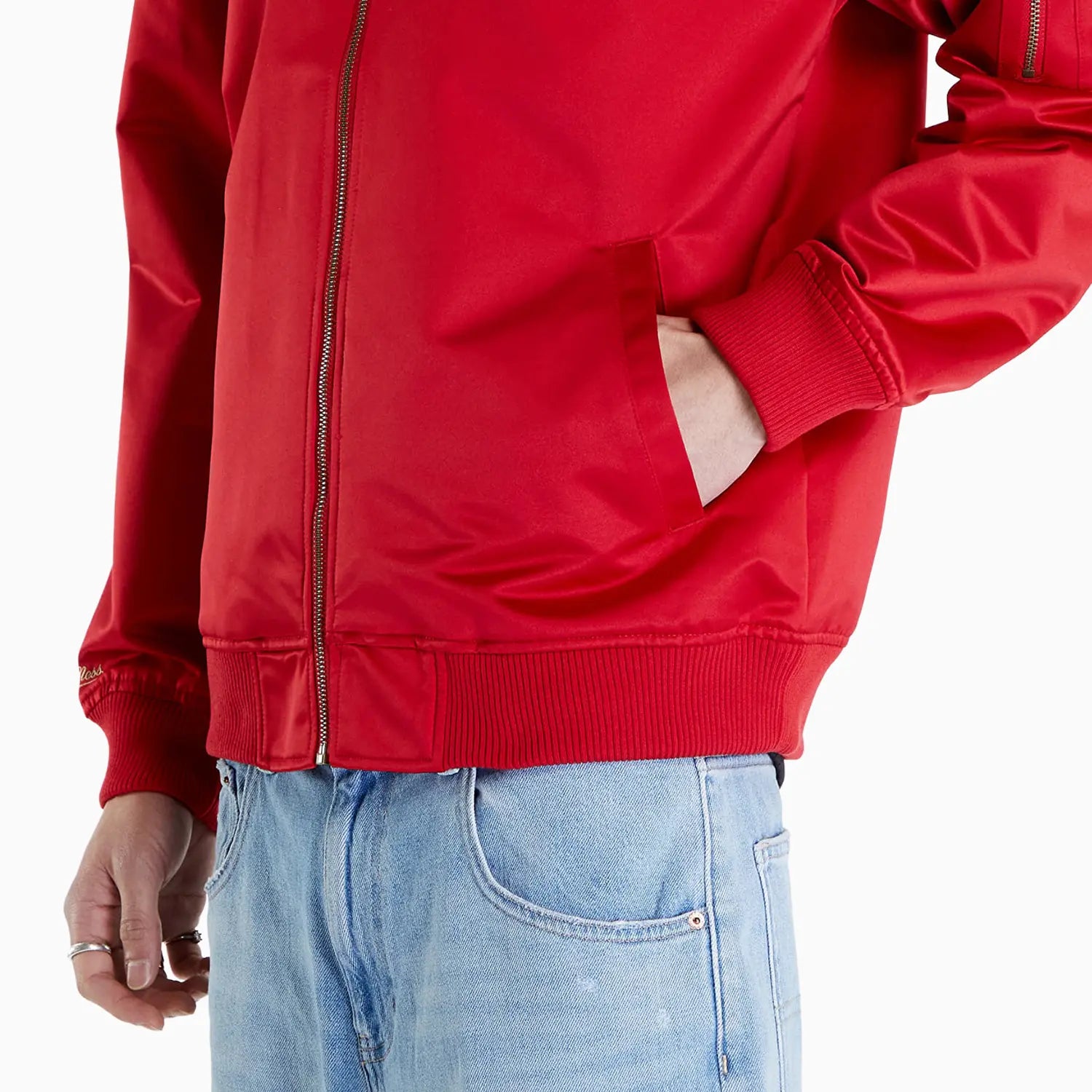 Men's Chicago Bulls Satin Bomber Vintage Logo Bulls Jacket