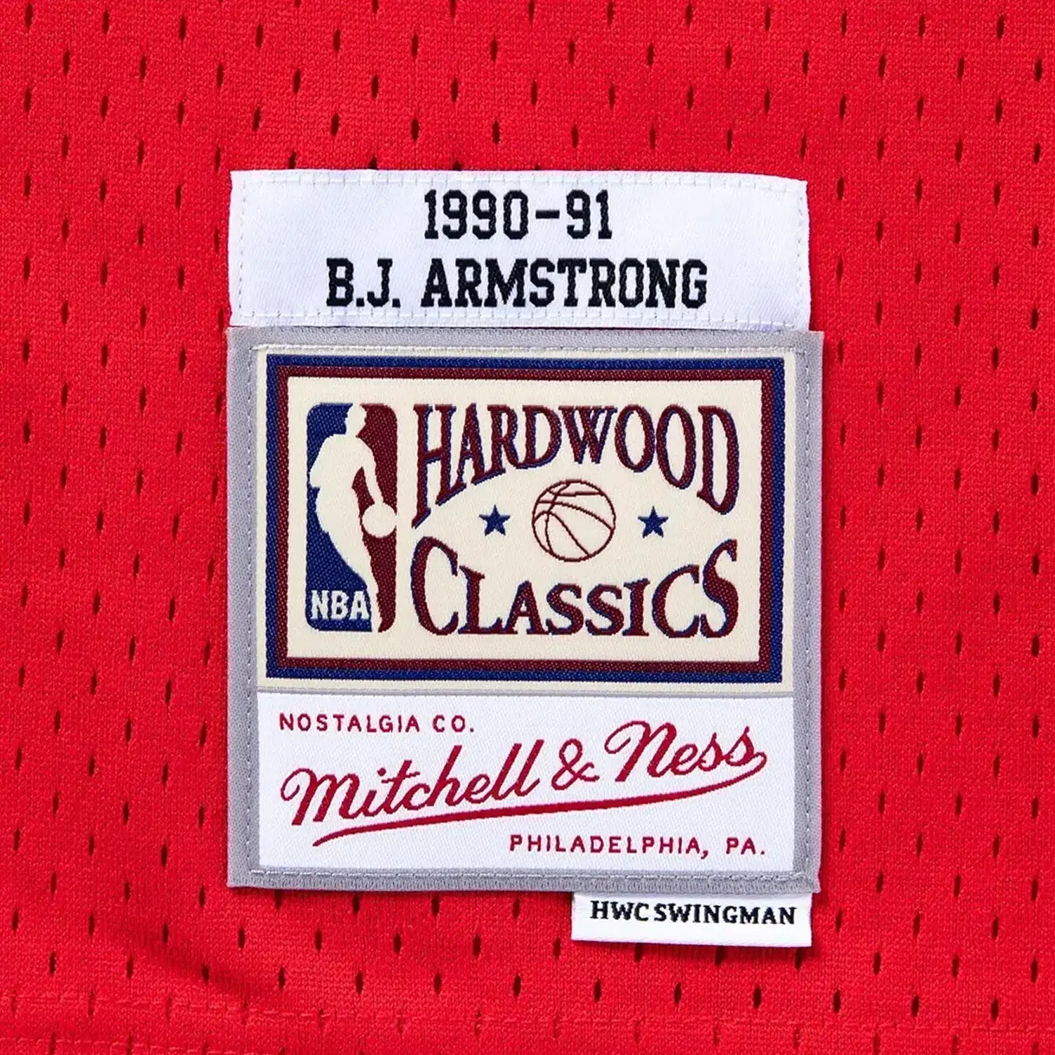 Swingman B. J. Armstrong Chicago Bulls NBA 1990-91 Jersey Mitchell & Ness - Tops and Bottoms USA