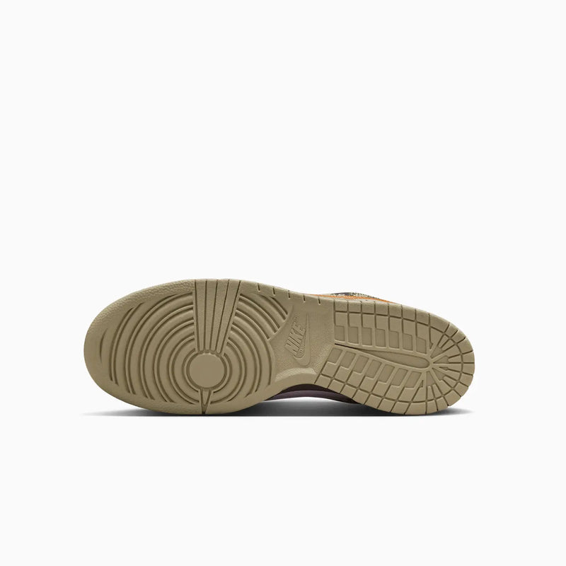Nike Dunk Low ‘Doll’ Nike Images