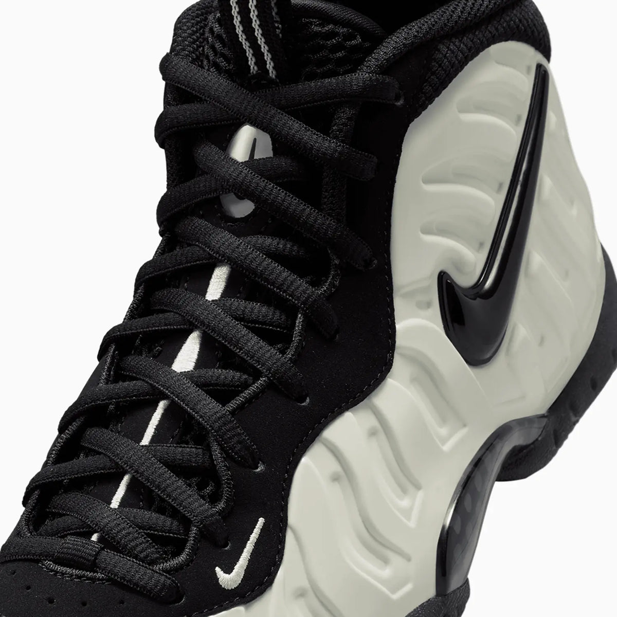 Kid's Little Posite Pro Premium "Glow in the Dark" Grade School Nike - Tops and Bottoms USA