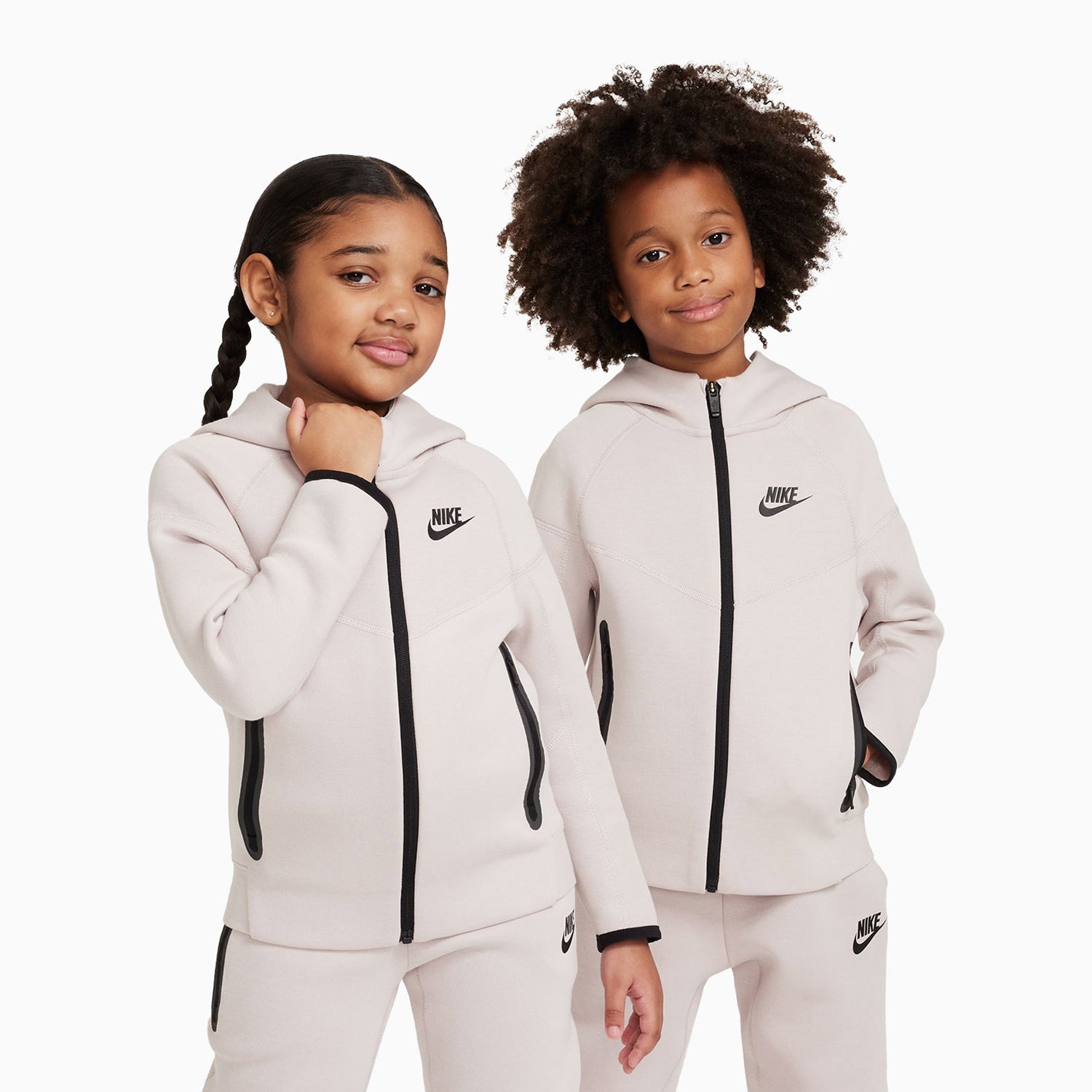 Nike Tech Nike Girl Sweat Suits Nike Fleece White And Black Nike