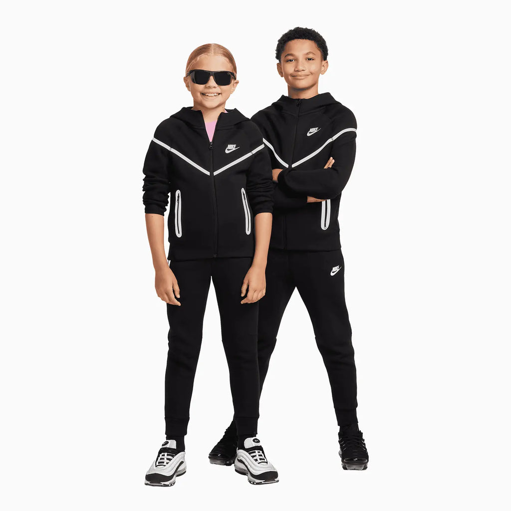 nike-kids-sportswear-tech-