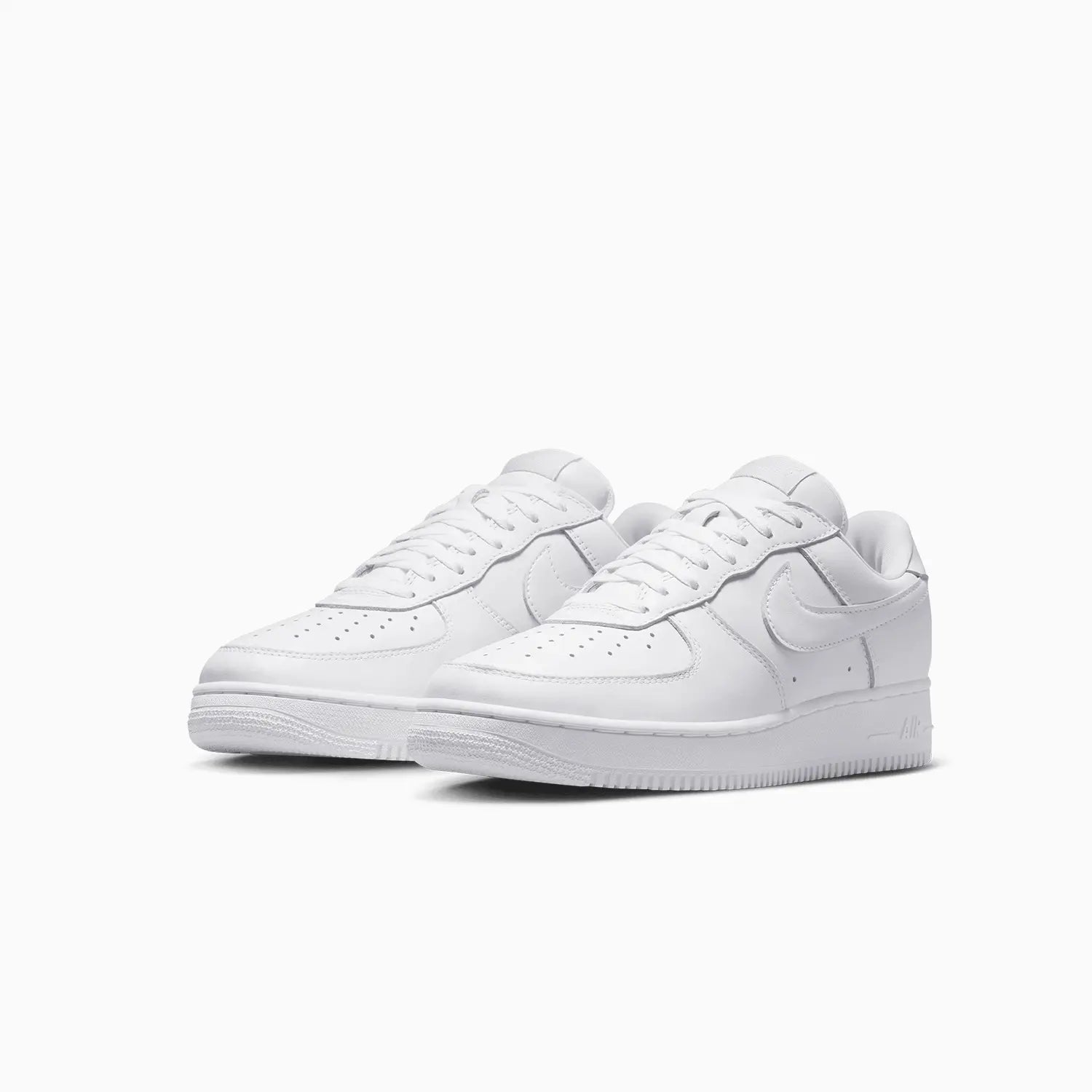 Men's Air Force 1 '01 Low "Triple White" Nike - Tops and Bottoms USA