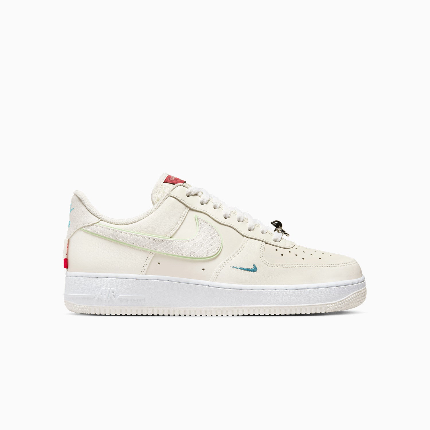 nike-mens-air-force-1-07-year-of-the-dragon-shoes-fz5052-131