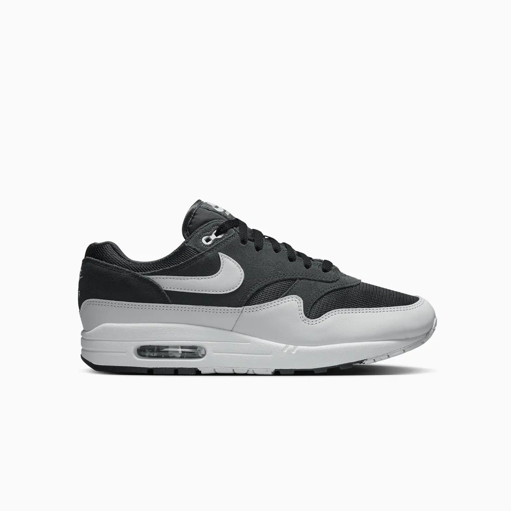 Nike Men's Air Max 1 Essential 