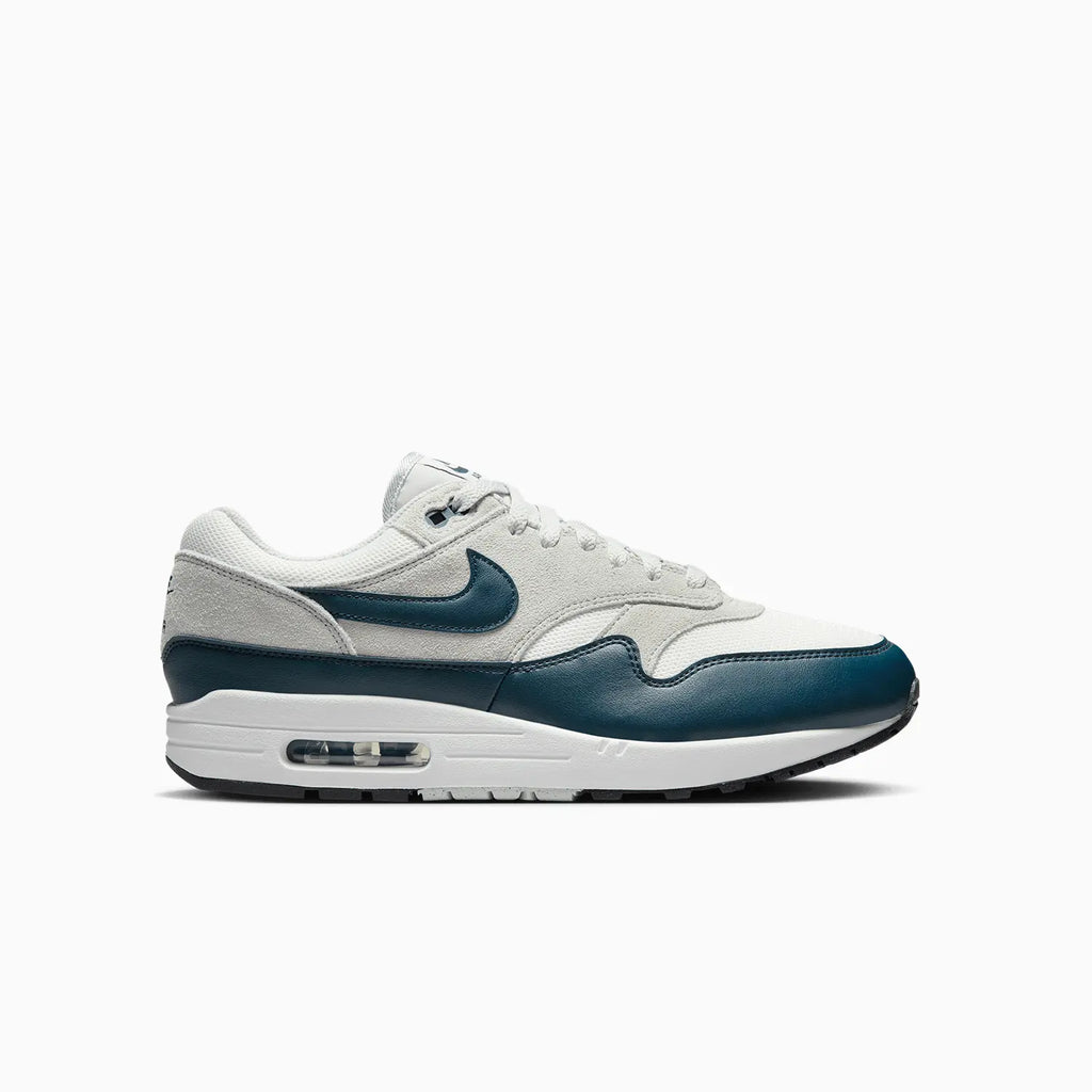 Nike Men's Air Max 1 Essential