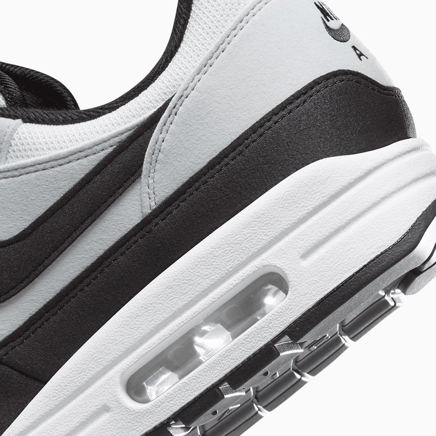 nike-mens-air-max-1-white-black-shoes-fd9082-107