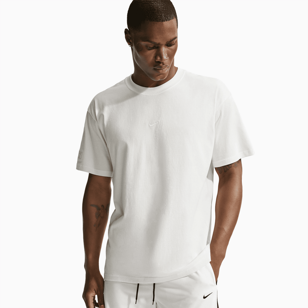 Men's Basketball T-Shirt Nike - Tops and Bottoms USA