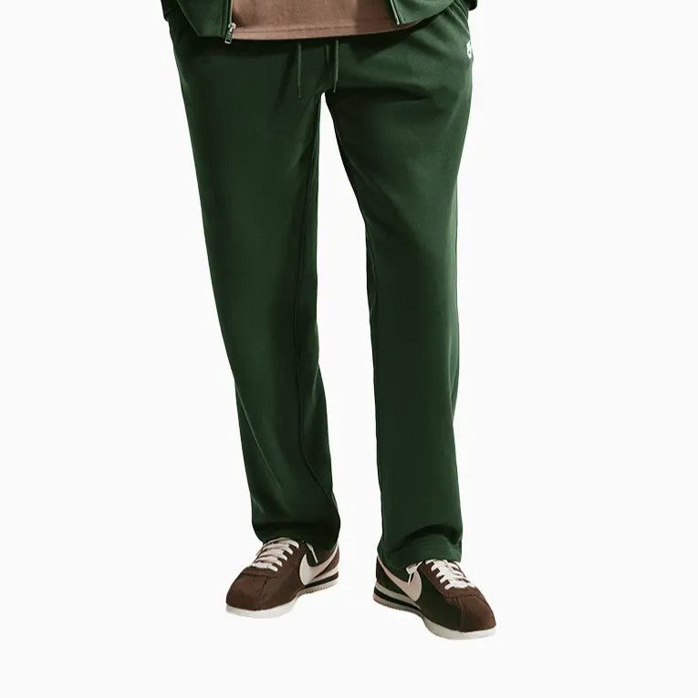 Men's Sportswear Club Outfit