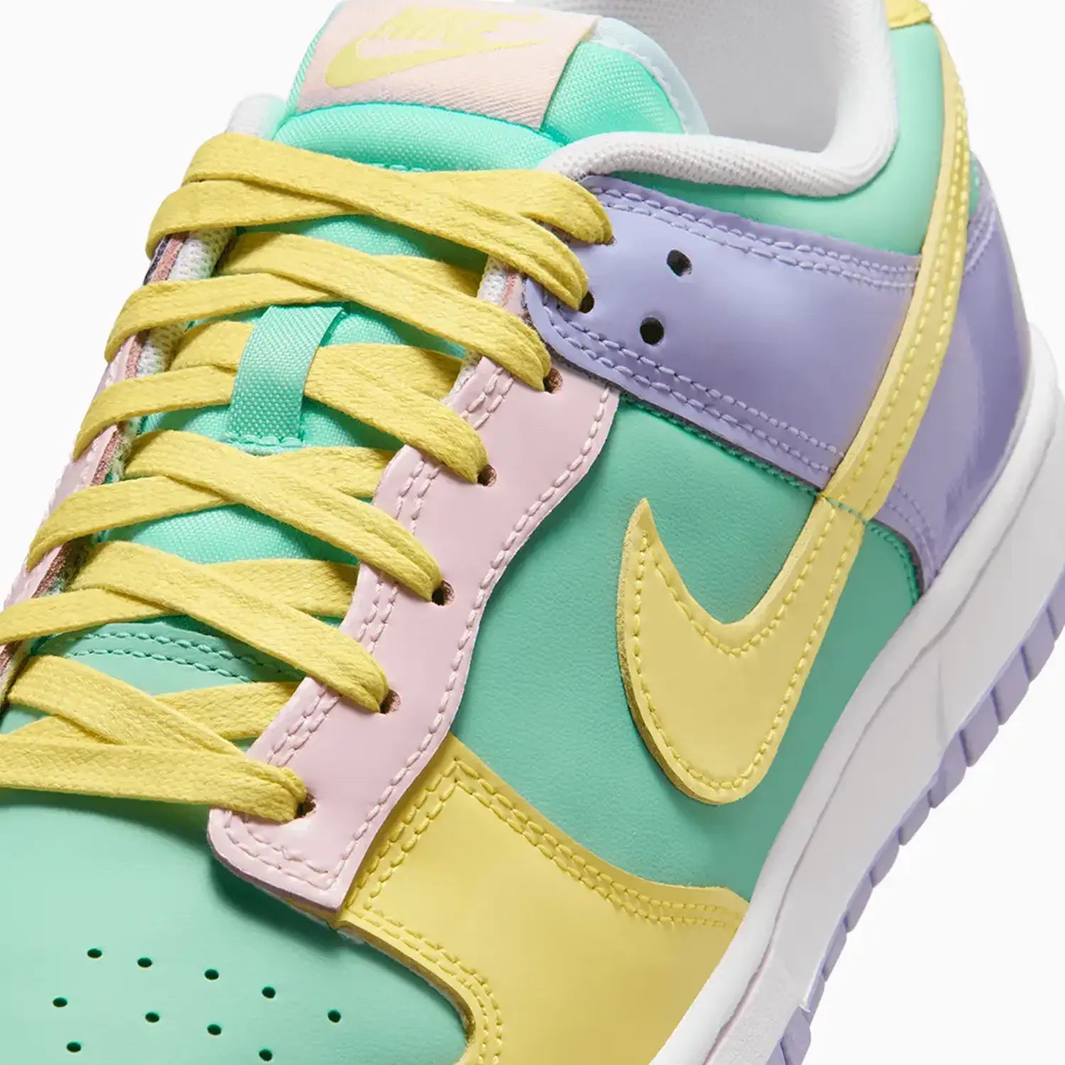 Men's Dunk Low Retro "Easter"