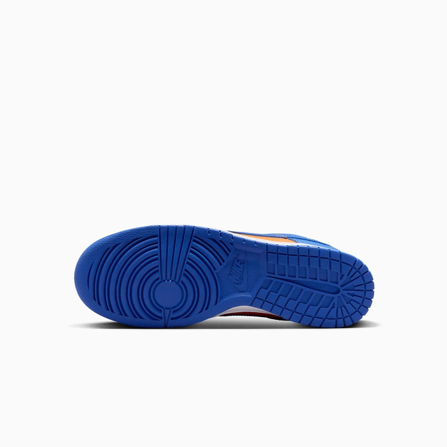 nike-mens-dunk-low-retro-knicks-shoes-dv0833-800