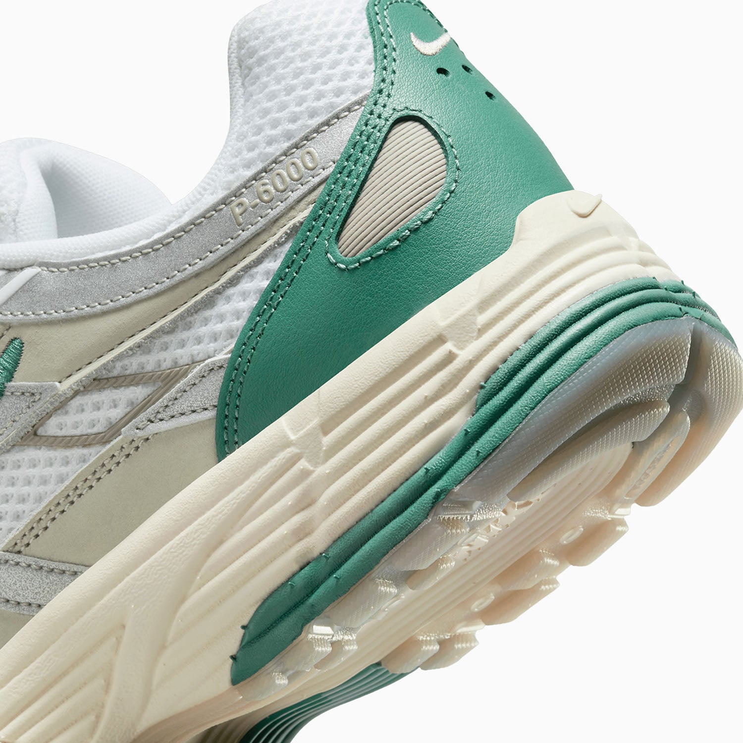 nike-mens-p-6000-premium-shoes-hf4308-072