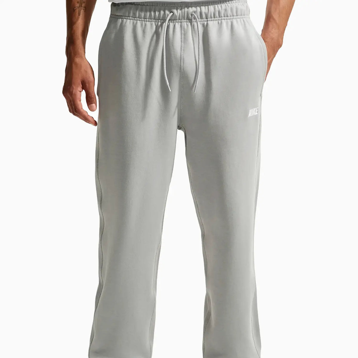 Men's Sportswear Club Outfit Nike - Tops and Bottoms USA