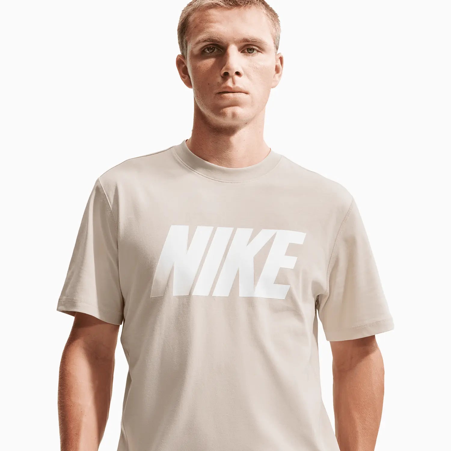 Men's Sportswear Club Outfit Nike - Tops and Bottoms USA