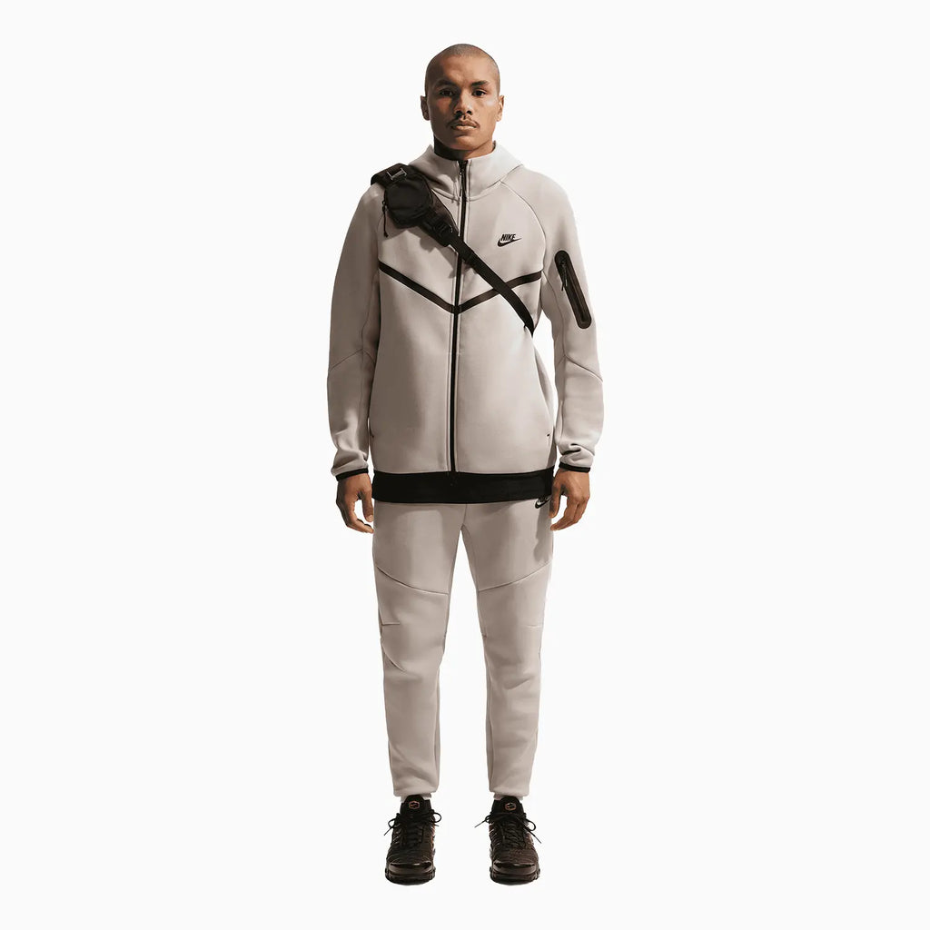 nike-mens-sportswear-tech-