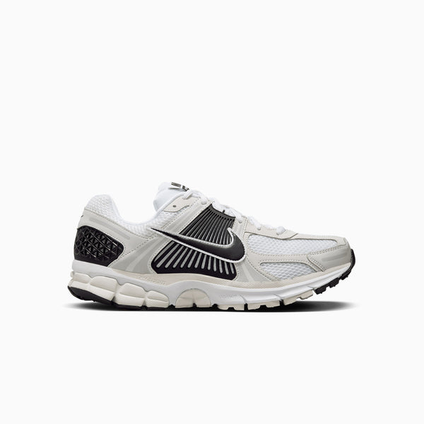 Nike Air Zoom Vomero 5 White Black - MENS SIZE 9.5 - FB149 101 athletic sneakers Nike Air Zoom Vomero 5 White Black - FB9149-101 | eBay main image 3