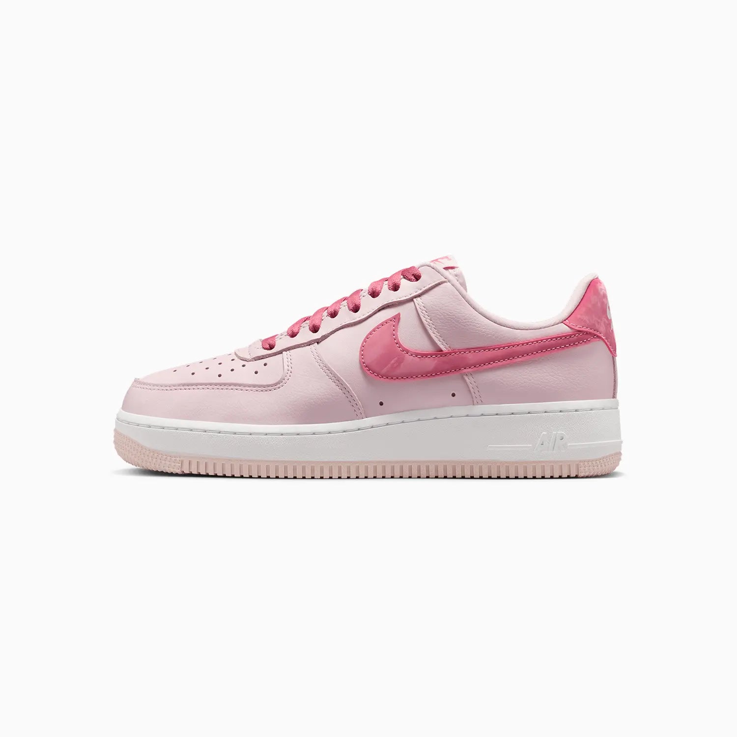 Women's Air Force 1 '07 SE "Valentine's Day"