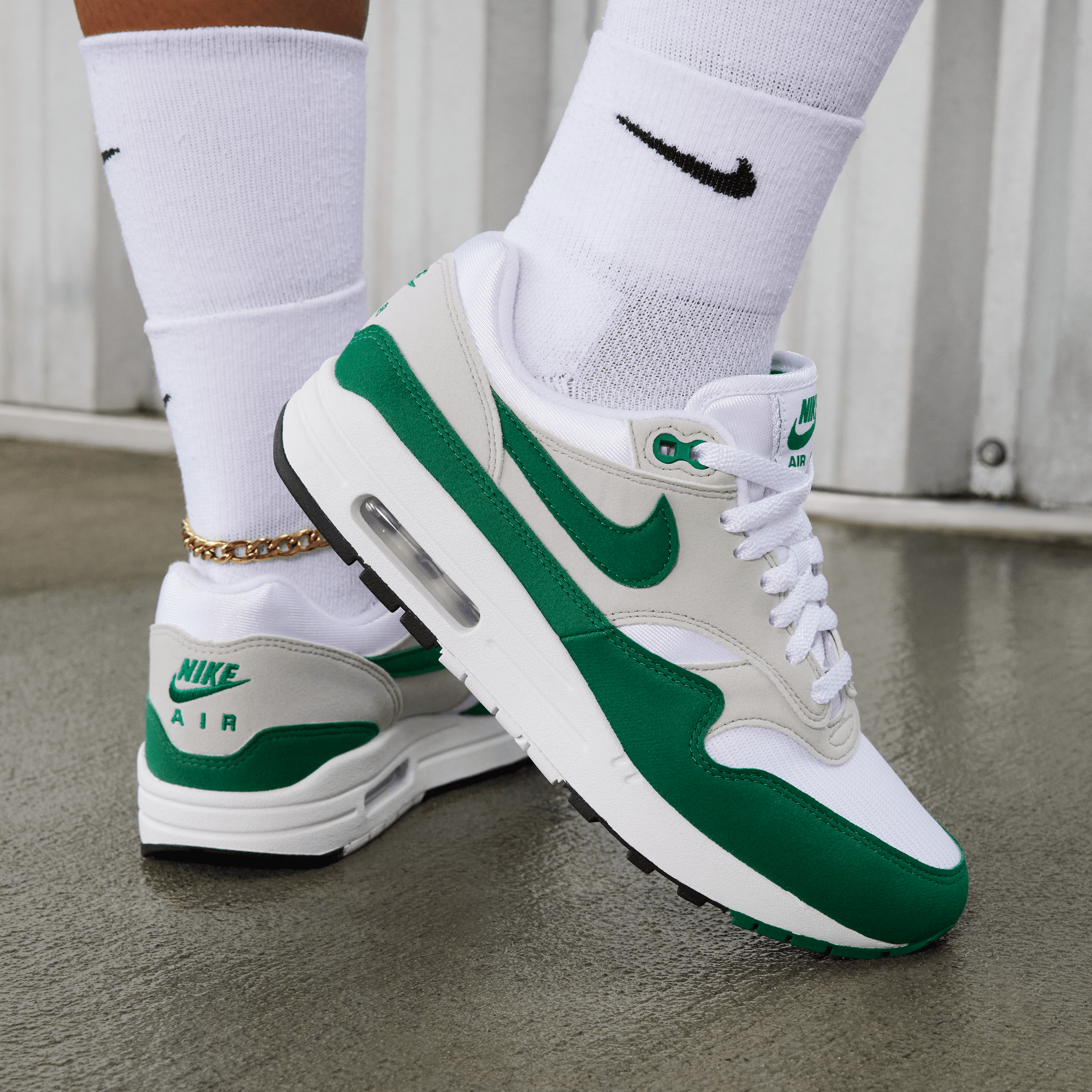 nike-womens-air-max-1-malachite-shoes-dz2628-003