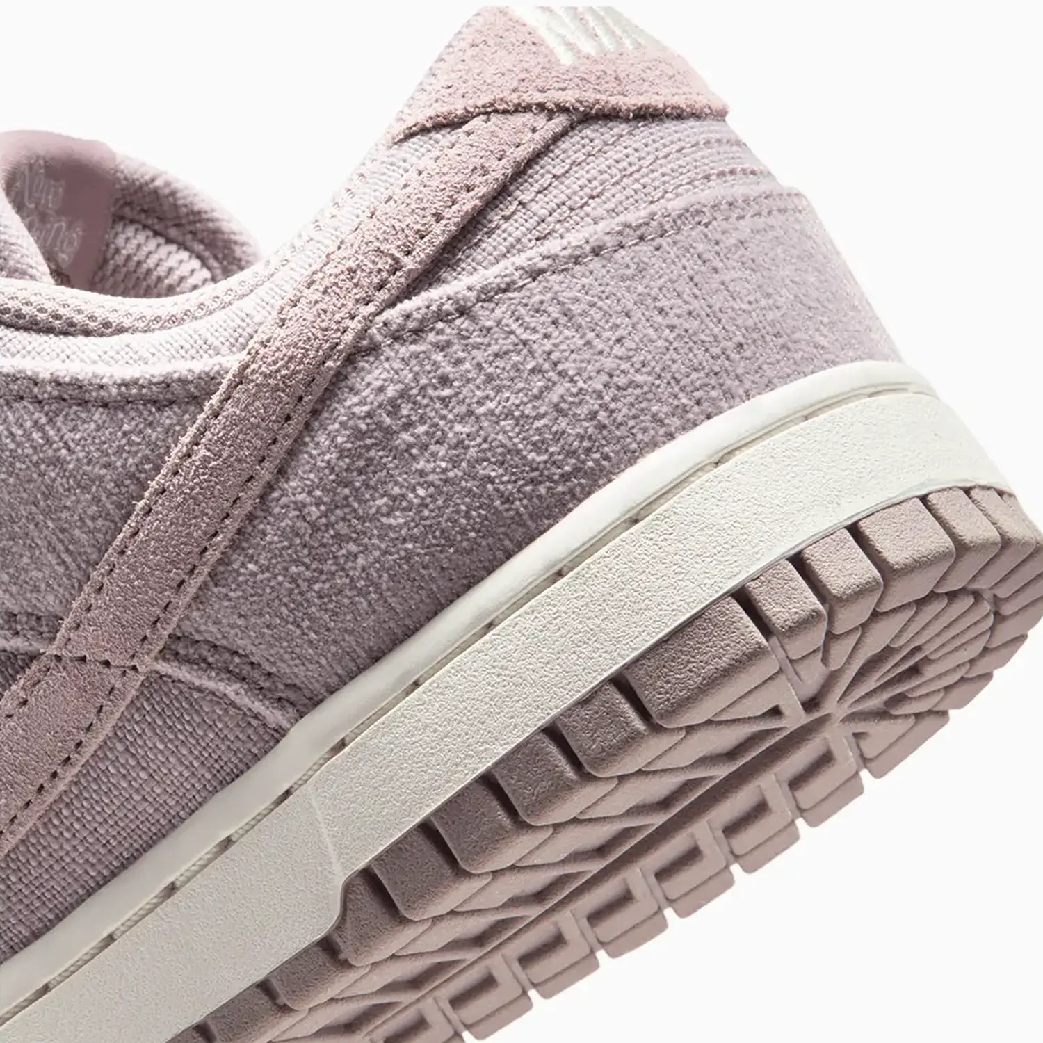 Women's Dunk Low "Now Accepting All Flowers" Nike - Tops and Bottoms USA