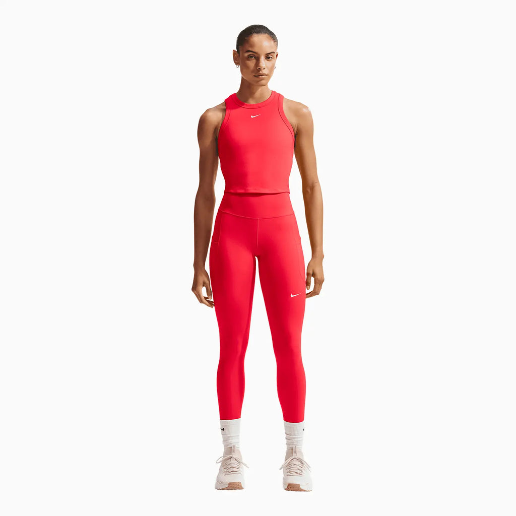 Nike Women's One Fitted Cropped Outfit