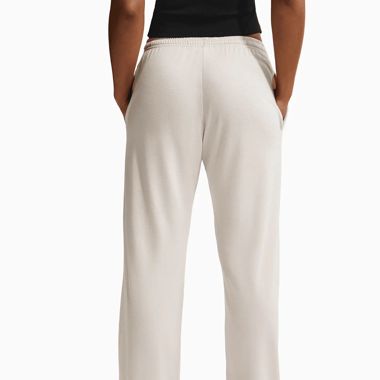 Women's Sportswear Chill Knit Outfit