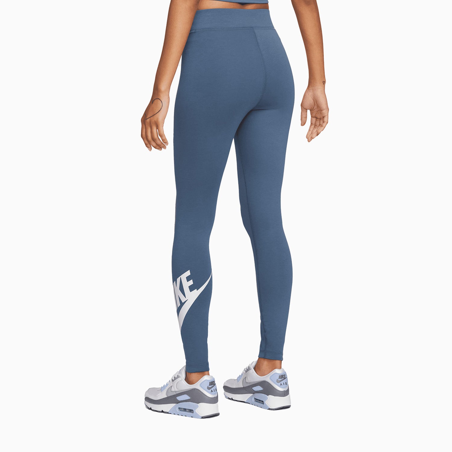 nike-womens-sportswear-classics-essentials-outfit-dx7906-491-dv7791-491