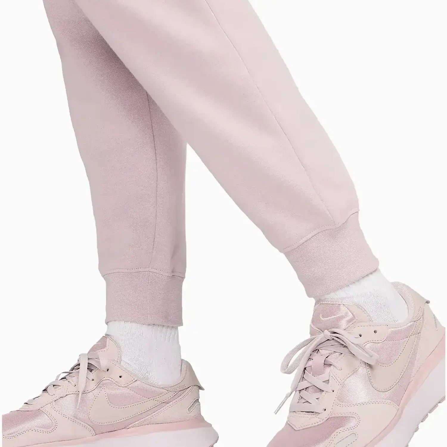 nike-womens-sportswear-club-fleece-outfit-dq5473-019-dq5191-019
