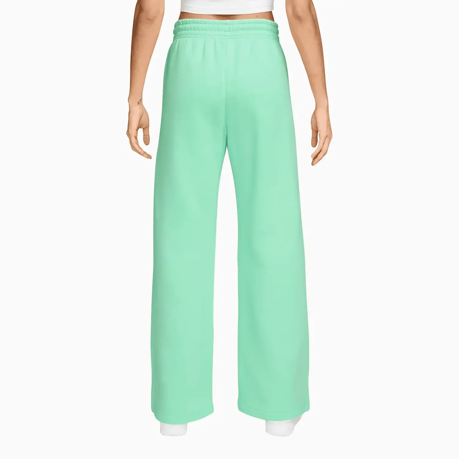 Nike Women's Sportswear Phoenix Outfit