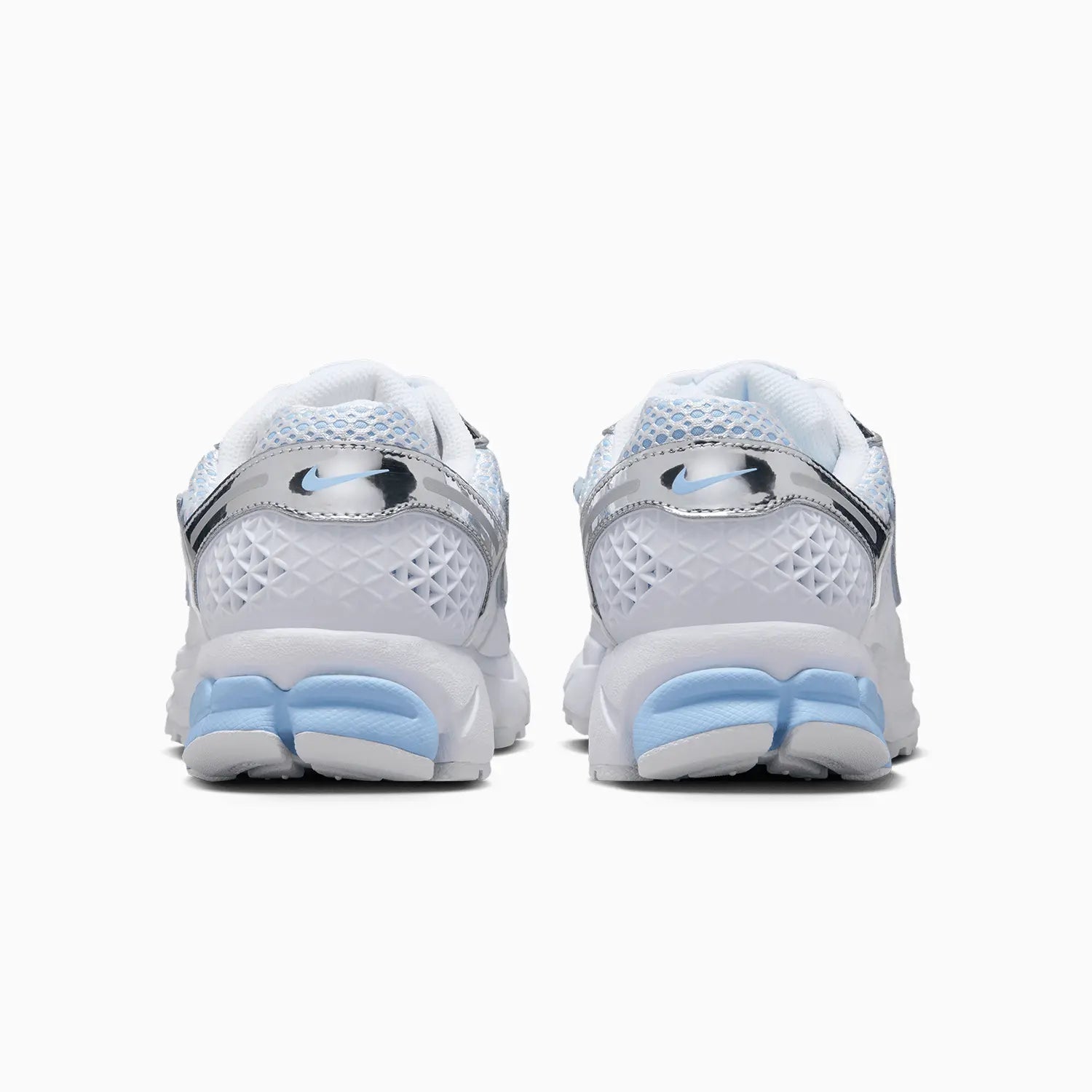 Women's Zoom Vomero 5 "Aluminum" Nike - Tops and Bottoms USA