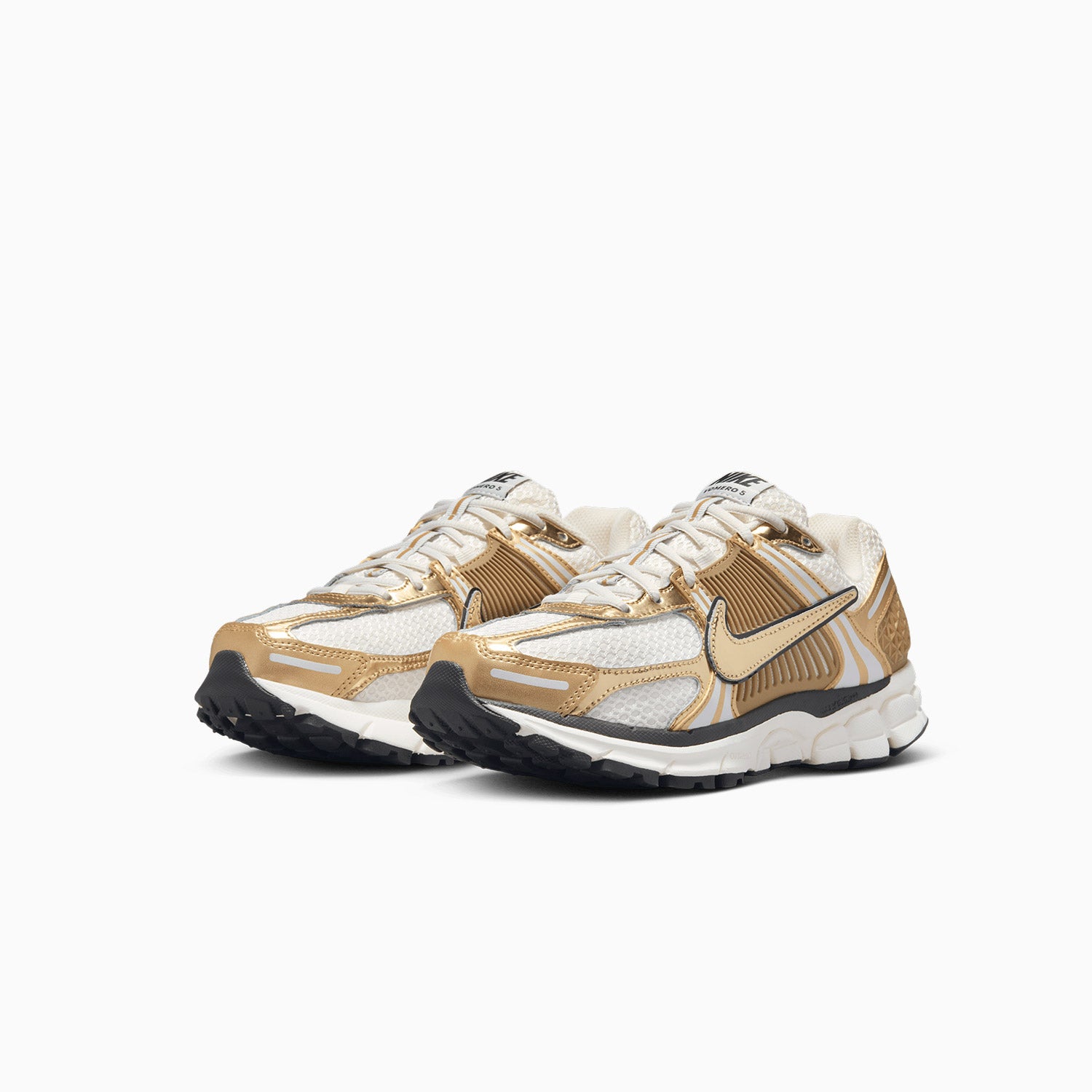 nike-womens-zoom-vomero-5-metallic-gold-shoes-hf7723-001
