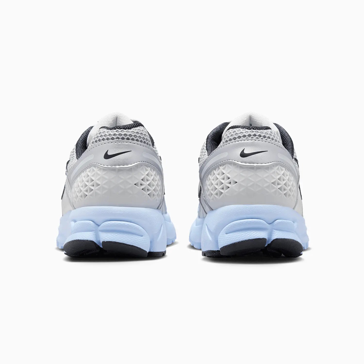 Women's Zoom Vomero 5 Nike - Tops and Bottoms USA