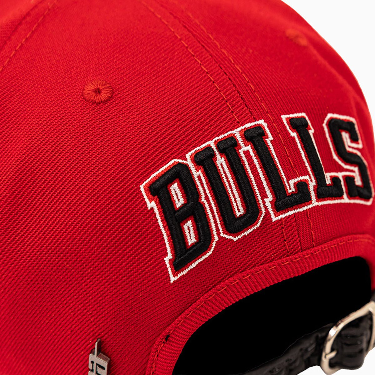 pro-standard-chicago-bulls-nba-leather-visor-snapback-hat-bcb756501-rbk