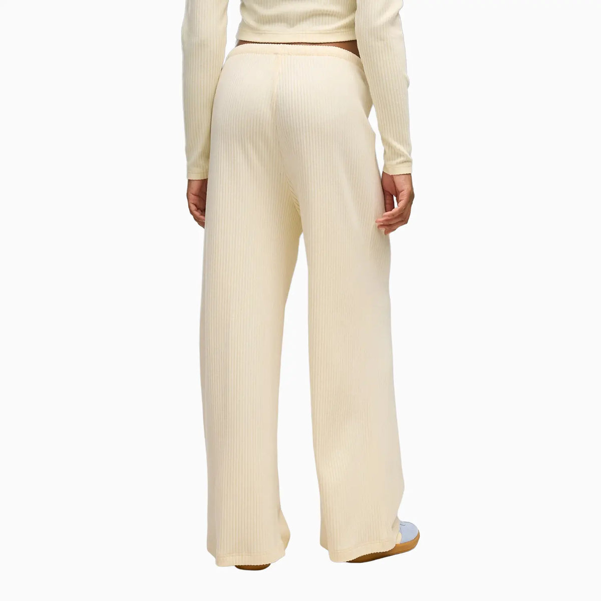 Women's Essentials Ribbed Soft Touch Outfit Puma - Tops and Bottoms USA