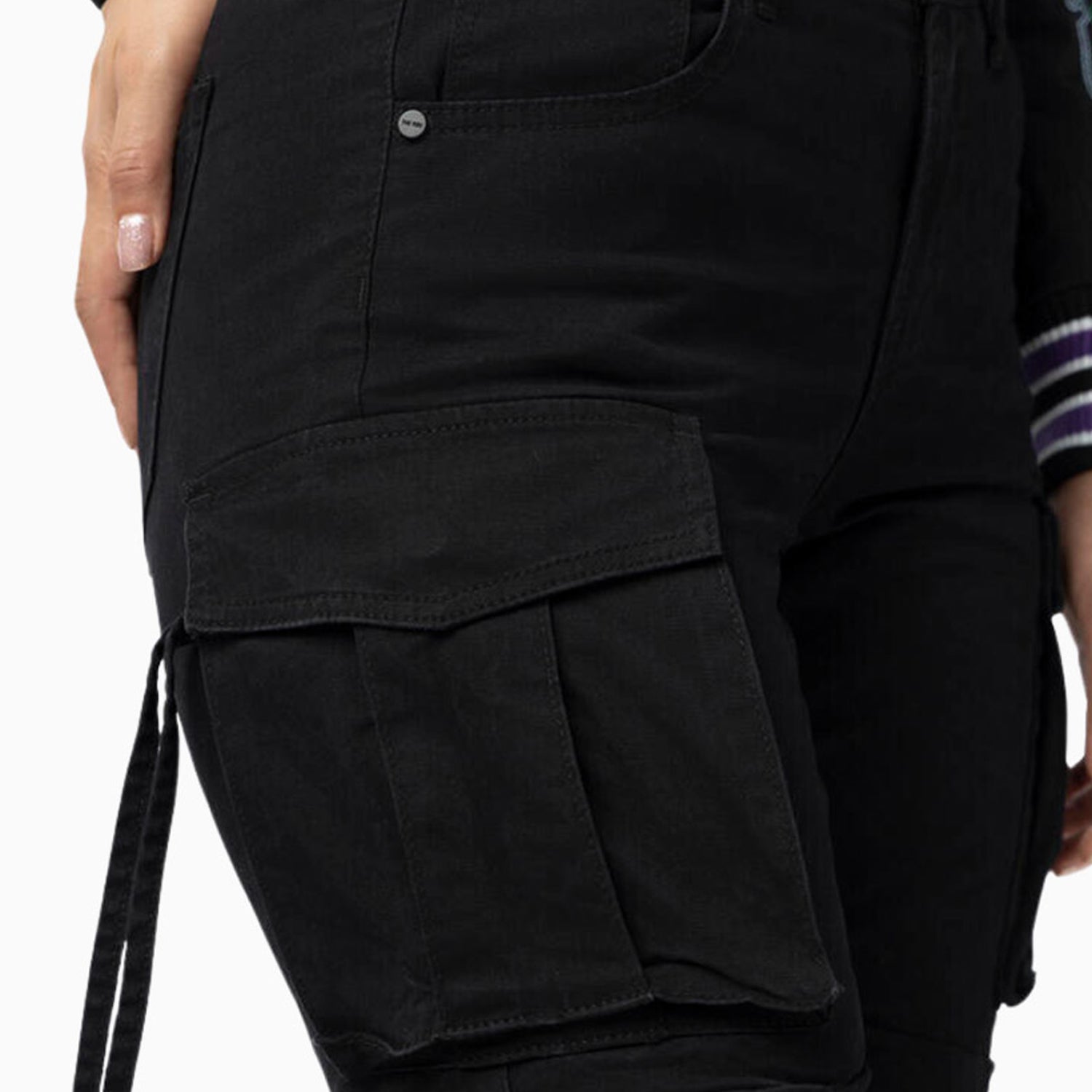 smoke-rise-womens-multi-embroidery-light-twill-outfit-aj24117-black-ap24114-black_
