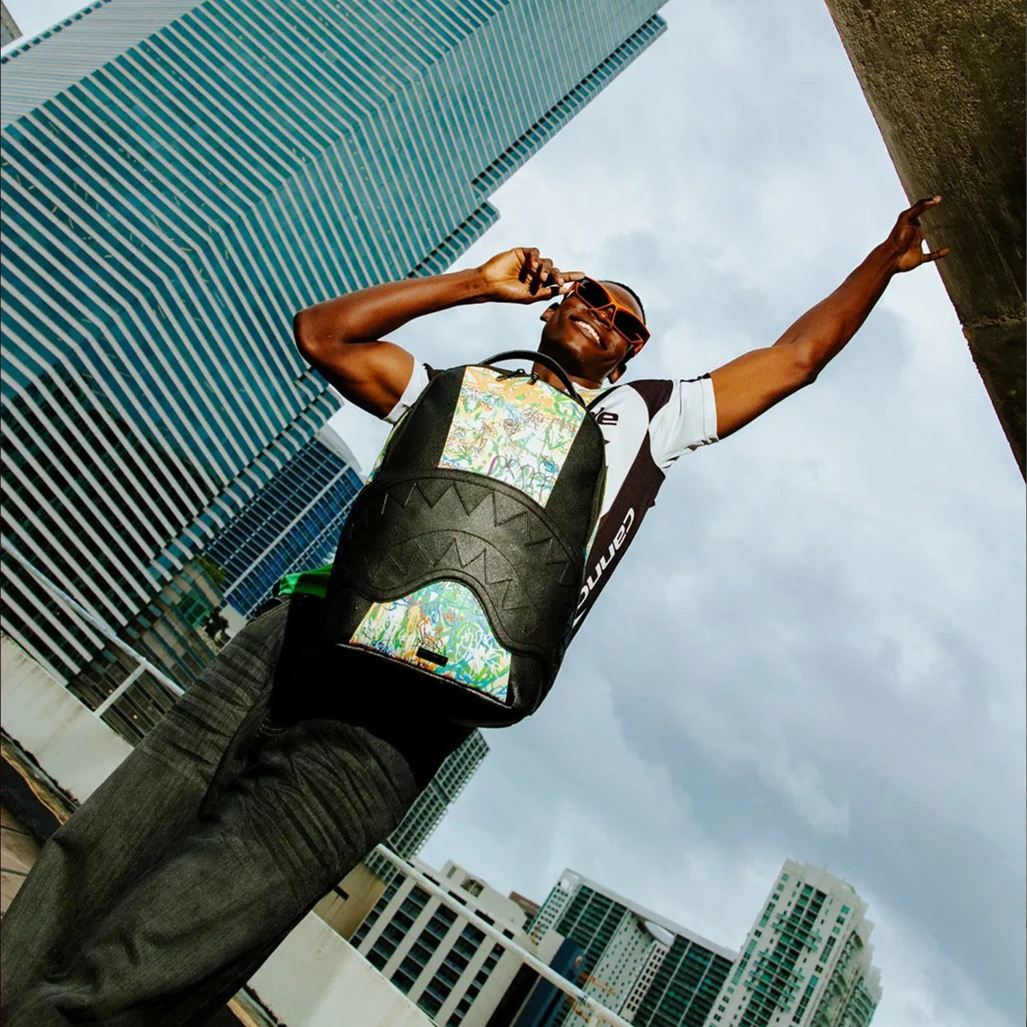 sprayground-new-york-to-buenos-aires-dlxsv-backpack-b6208-blkmulti