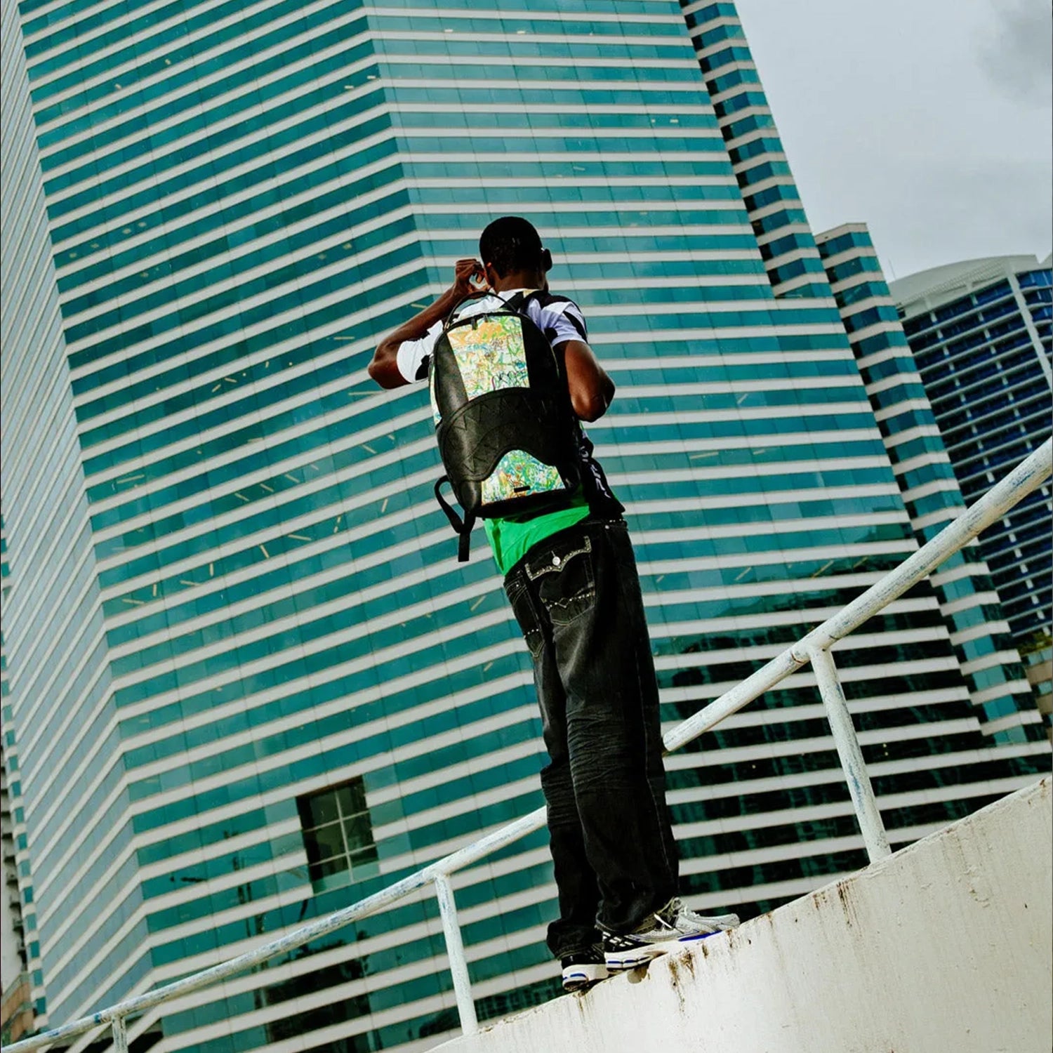 sprayground-new-york-to-buenos-aires-dlxsv-backpack-b6208-blkmulti