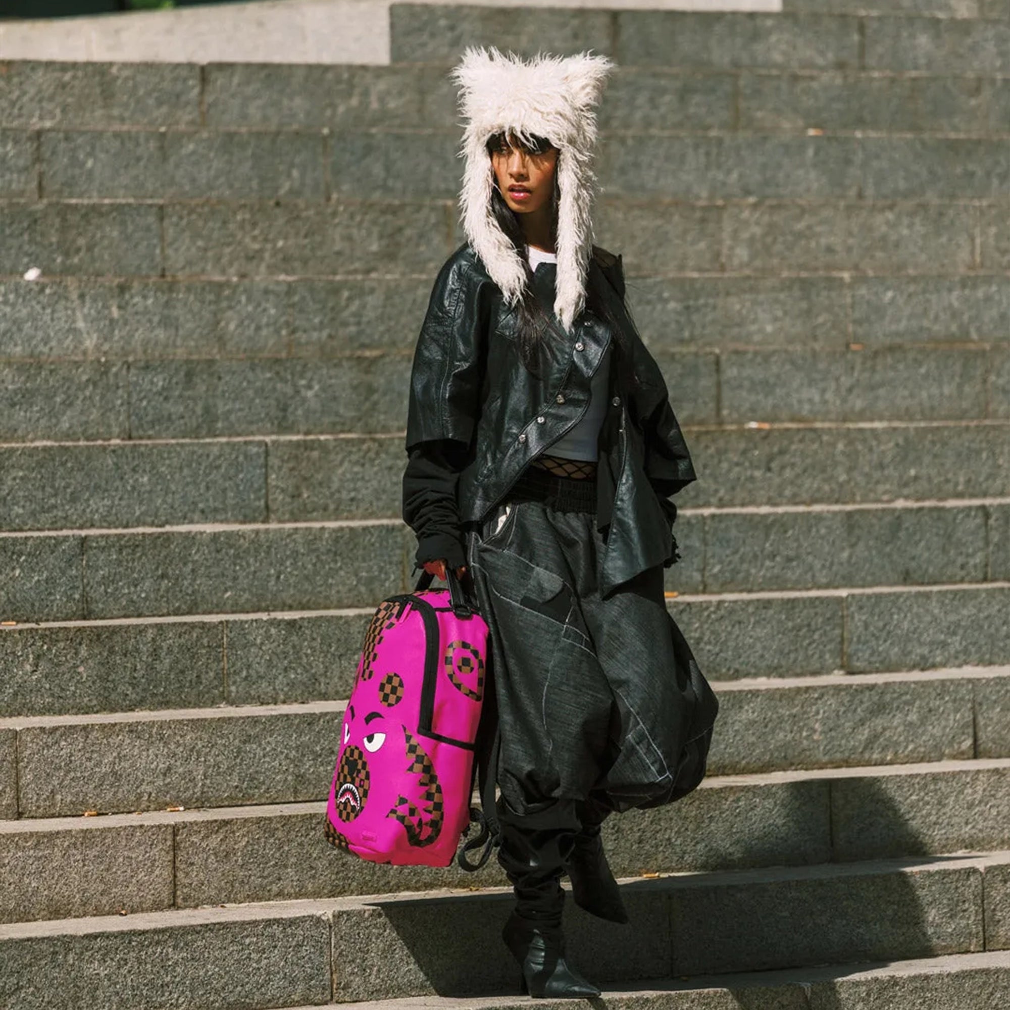 Pink Money Bear Dlxsv Backpack Sprayground - Tops and Bottoms USA