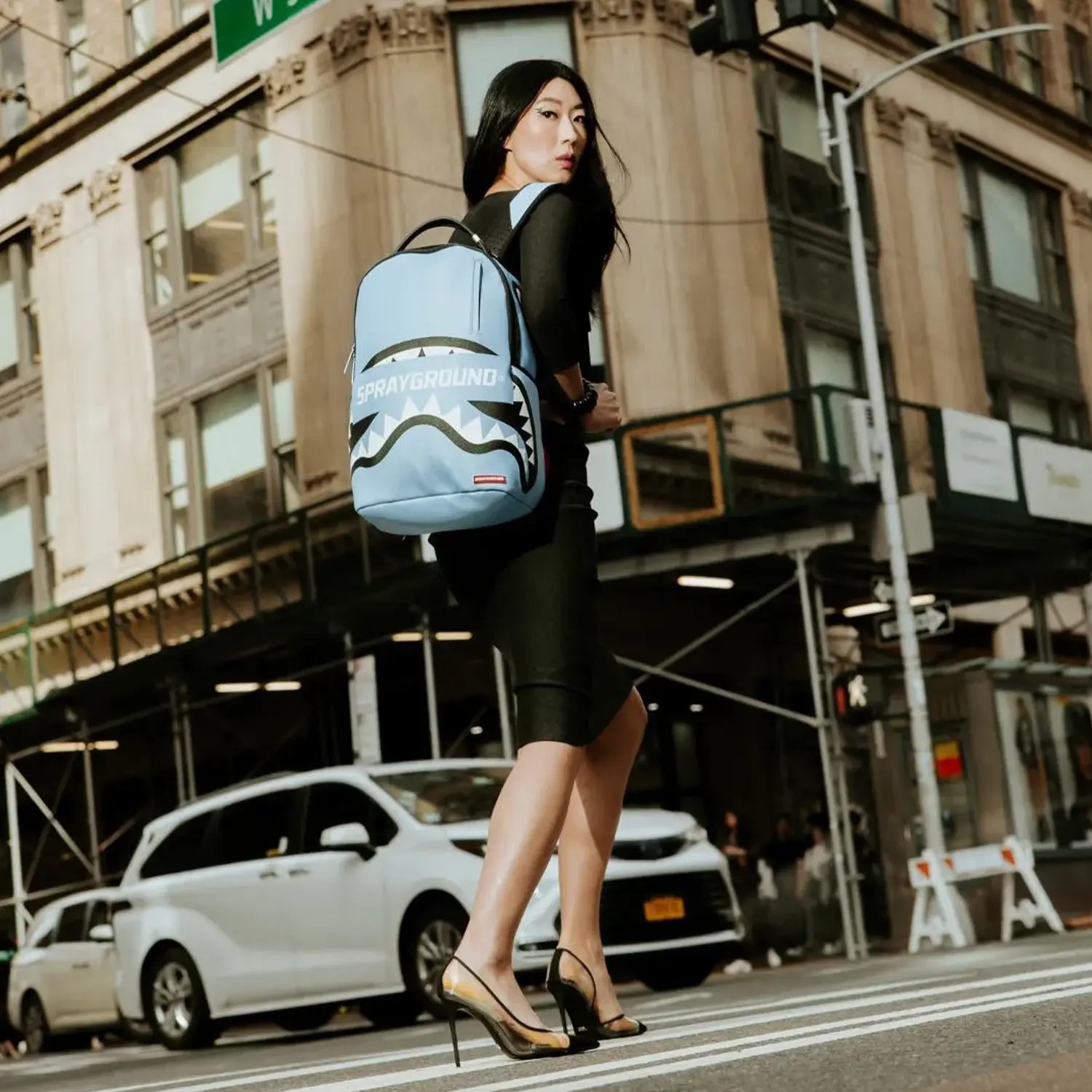 sprayground-smash-logo-deep-blue-sky-dlxsv-backpack-b6432-cblue