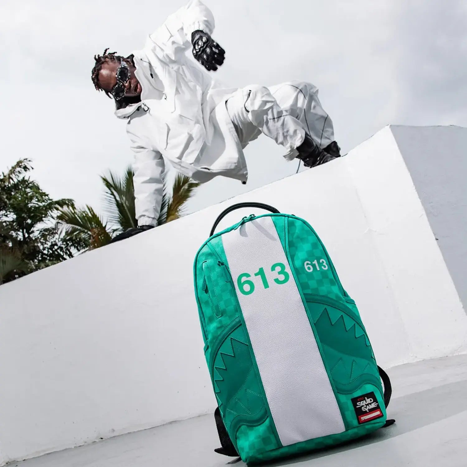 sprayground-squid-game-jump-suit-dlxsv-backpack-b7027_8