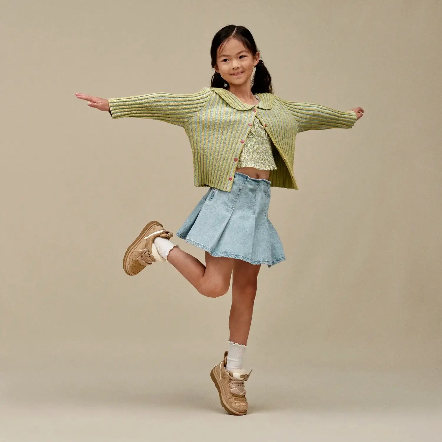 Kid's Lowmel Sneaker UGG - Tops and Bottoms USA
