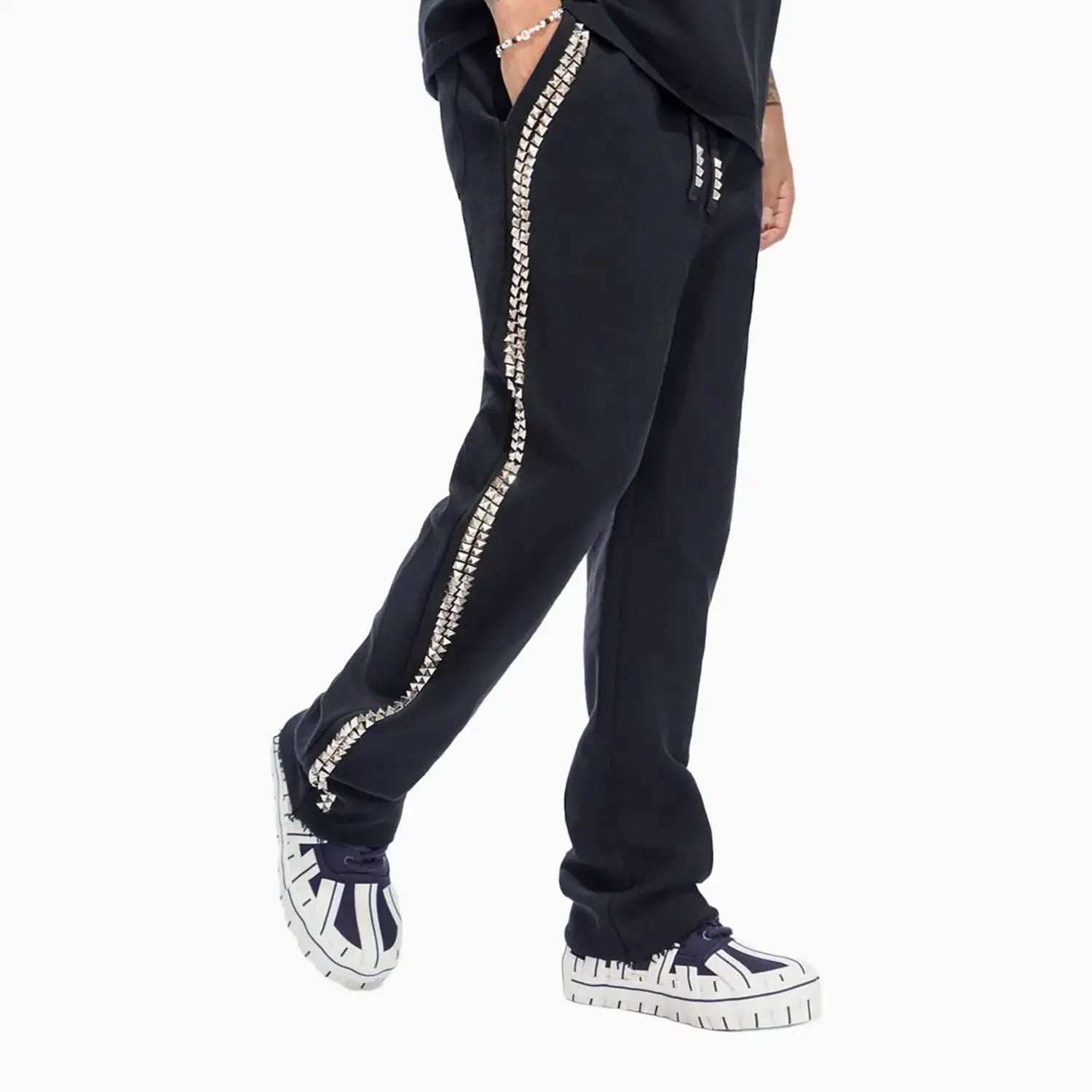 Men's Hand It Saturn Outfit
