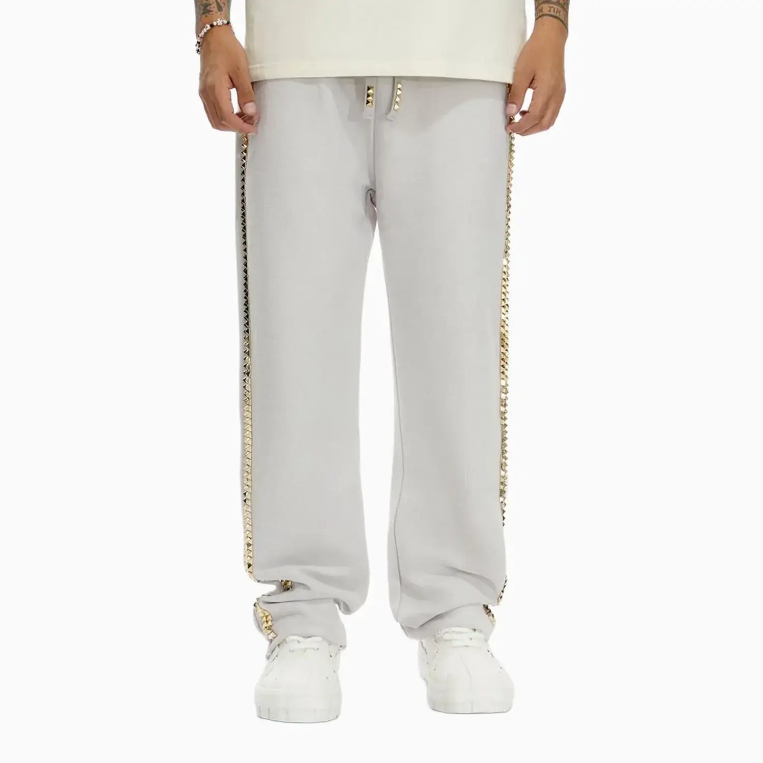 Men's Hand It Saturn Outfit